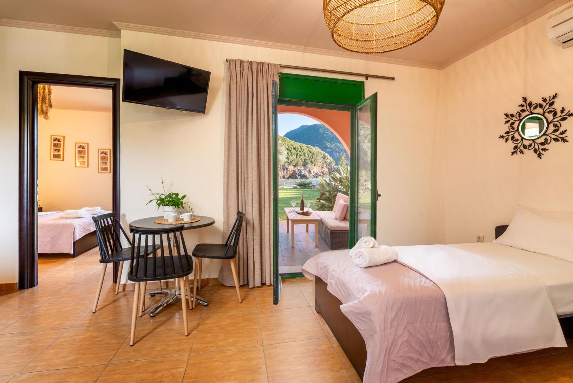 Aiora Suites Sívota 外观 照片