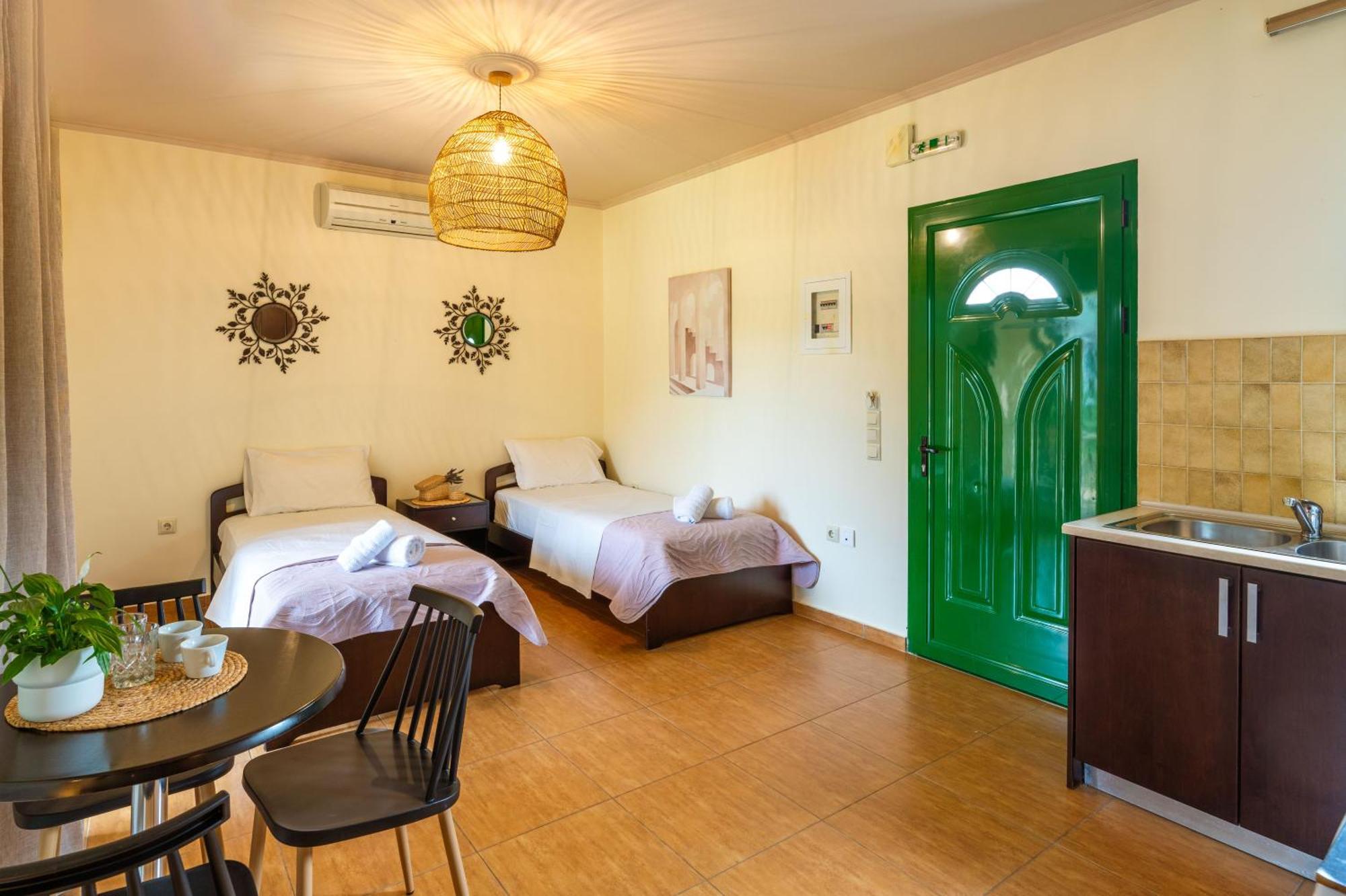 Aiora Suites Sívota 外观 照片
