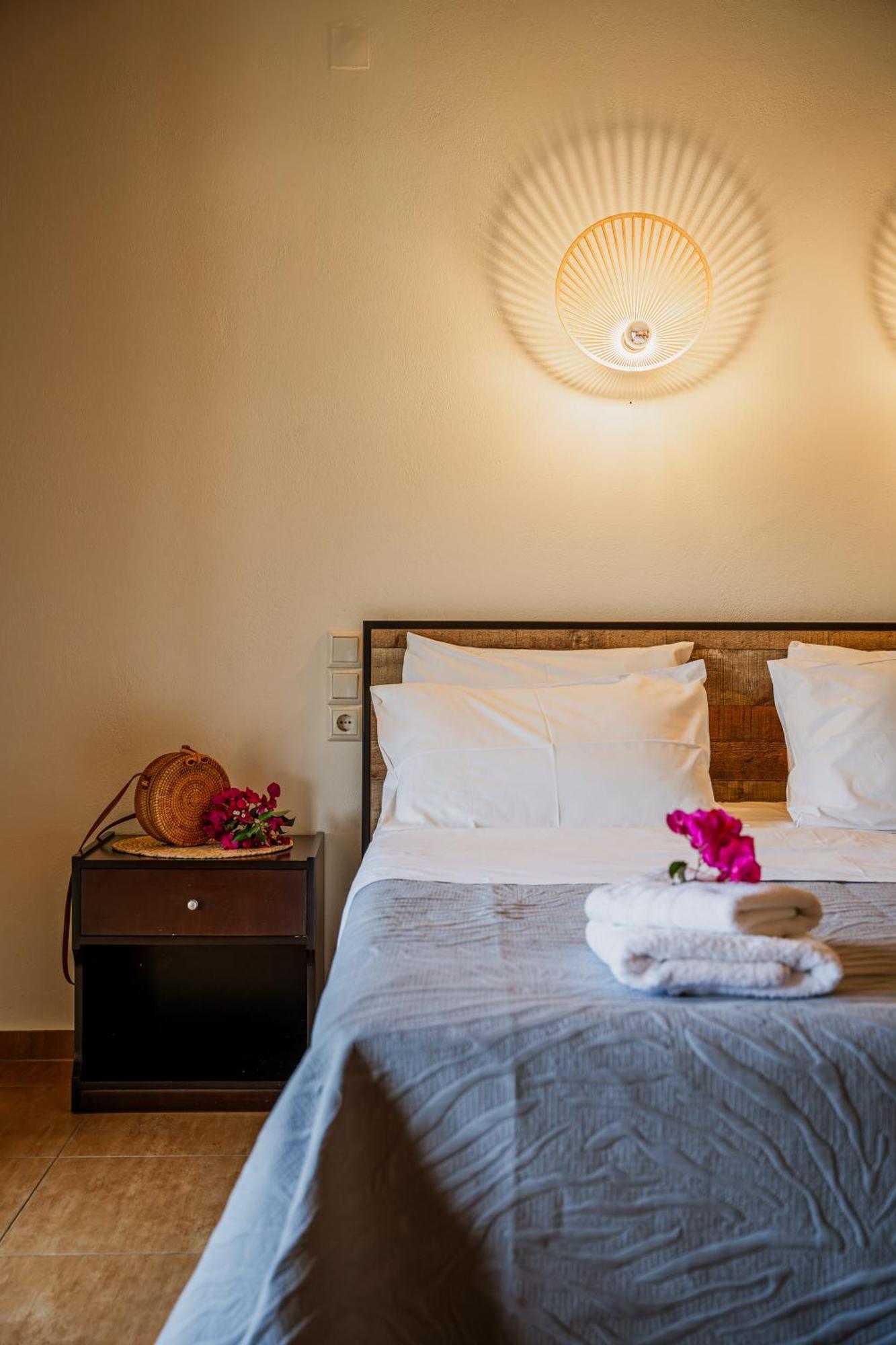 Aiora Suites Sívota 外观 照片